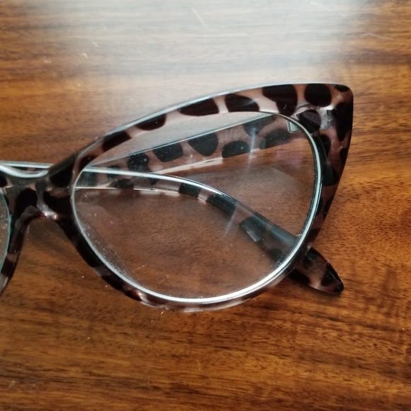 LEOPARD CAT EYE FASHION GLASSES - Picture 7 of 10